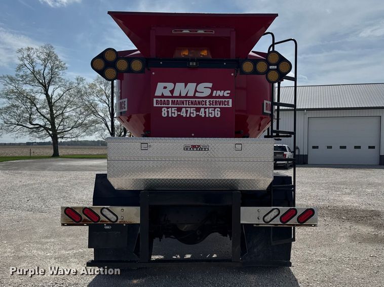 image for item FB5707 1997 Chevrolet C7500 pothole patcher truck