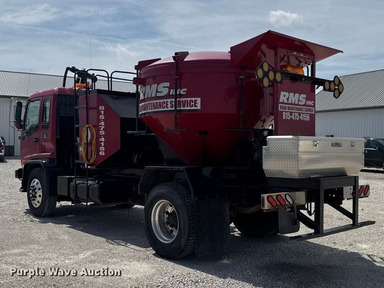 image for item FB5707 1997 Chevrolet C7500 pothole patcher truck