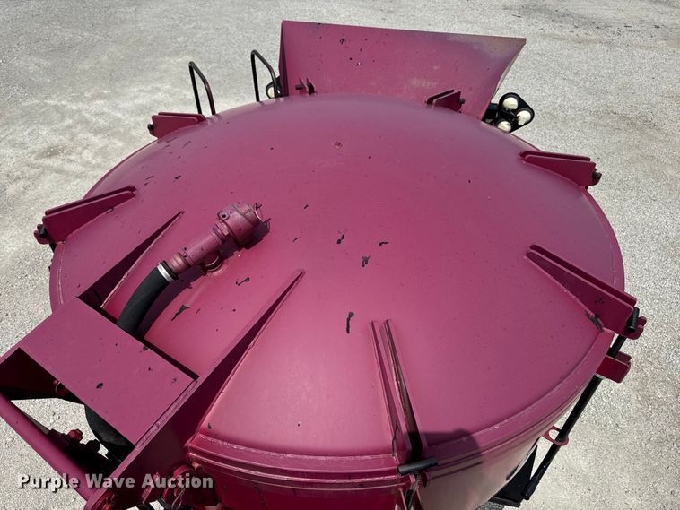 image for item FB5707 1997 Chevrolet C7500 pothole patcher truck