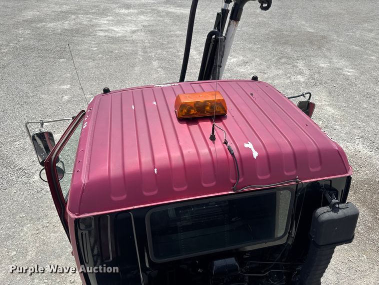 image for item FB5707 1997 Chevrolet C7500 pothole patcher truck