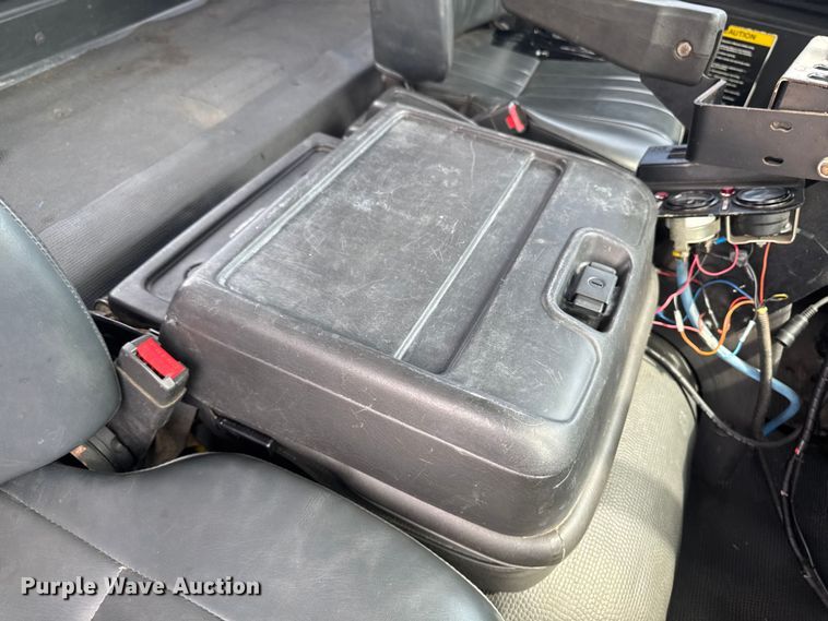 image for item FB5707 1997 Chevrolet C7500 pothole patcher truck