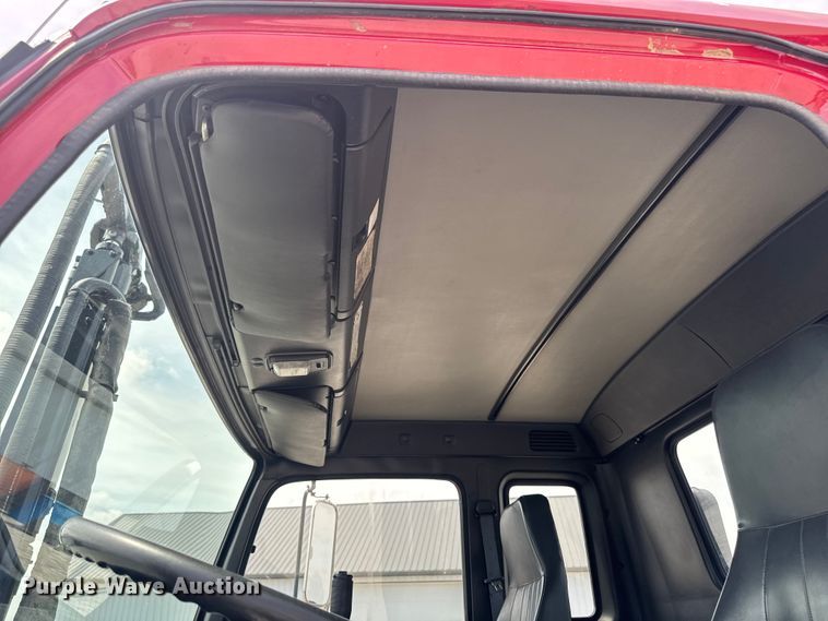 image for item FB5707 1997 Chevrolet C7500 pothole patcher truck