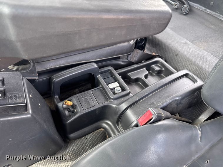 image for item FB5707 1997 Chevrolet C7500 pothole patcher truck