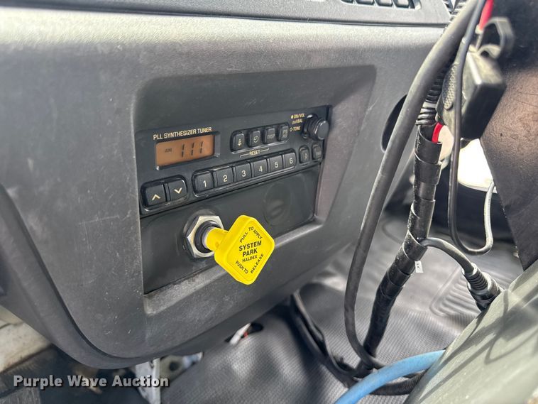 image for item FB5707 1997 Chevrolet C7500 pothole patcher truck