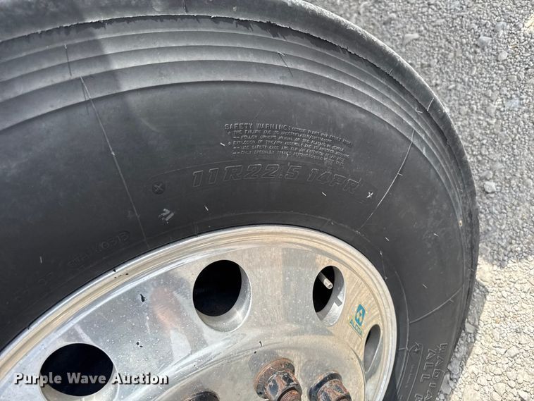 image for item FB5707 1997 Chevrolet C7500 pothole patcher truck