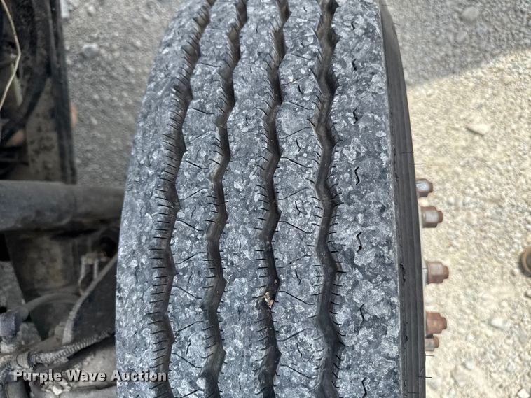 image for item FB5707 1997 Chevrolet C7500 pothole patcher truck