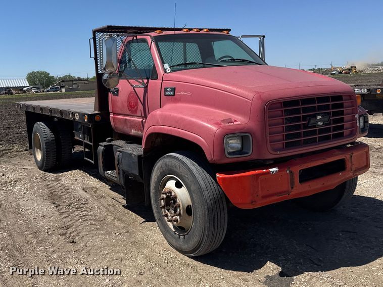 image for item FB7244 1999 Chevrolet C6500 flatbed truck