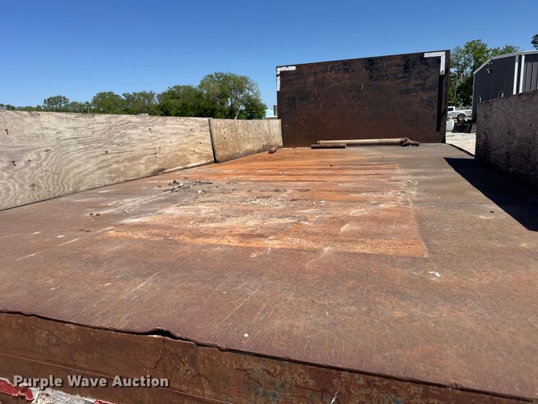 image for item FB7245 1997 GMC C6500 flatbed truck