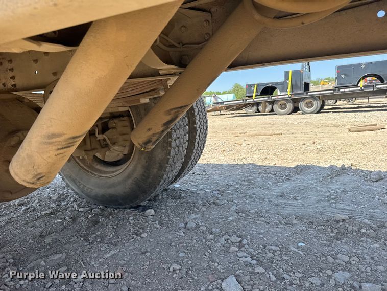 image for item FB7245 1997 GMC C6500 flatbed truck