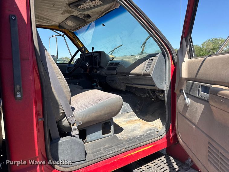 image for item FB7245 1997 GMC C6500 flatbed truck