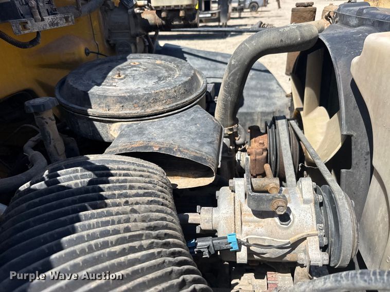 image for item FB7245 1997 GMC C6500 flatbed truck