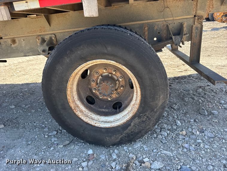 image for item FB7245 1997 GMC C6500 flatbed truck