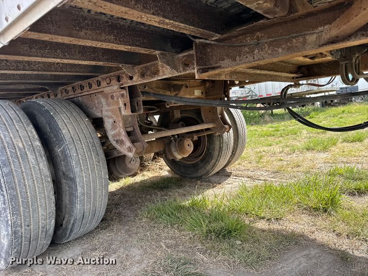 image for item FB7264 1992 Wabash walking floor trailer
