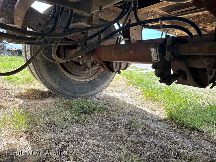image for item FB7264 1992 Wabash walking floor trailer