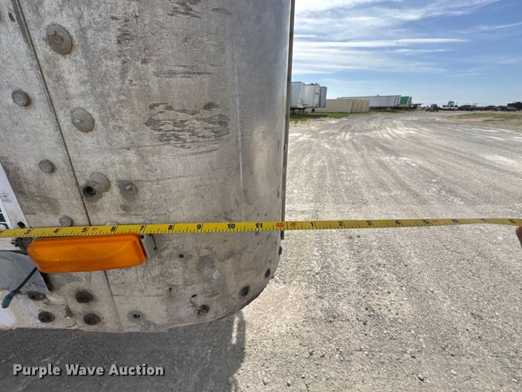 image for item FB7264 1992 Wabash walking floor trailer