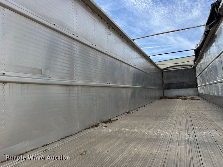 image for item FB7264 1992 Wabash walking floor trailer