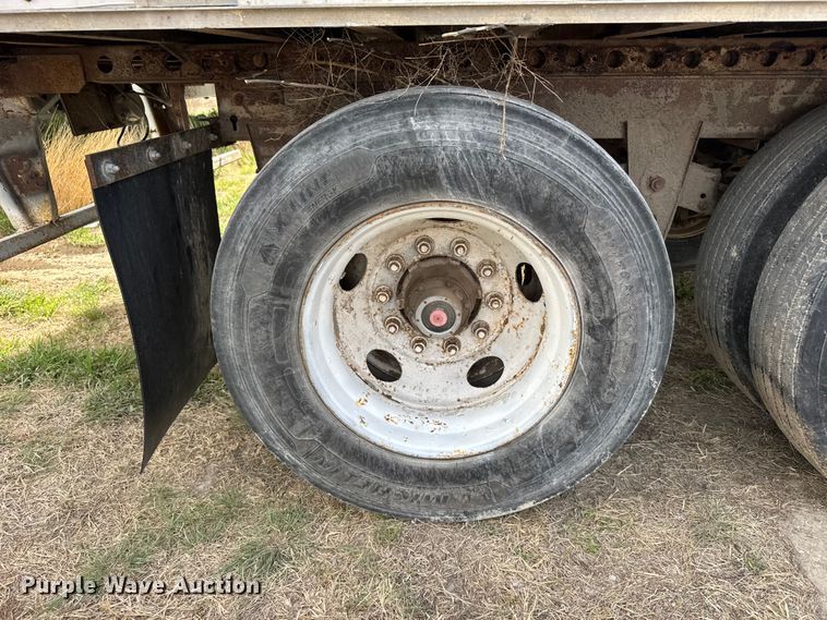 image for item FB7264 1992 Wabash walking floor trailer