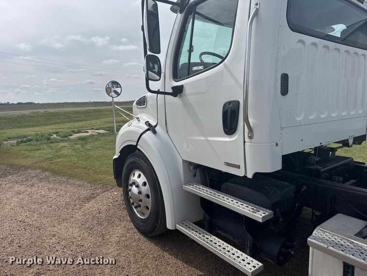 image for item FB7309 2012 Freightliner M2 112 semi truck