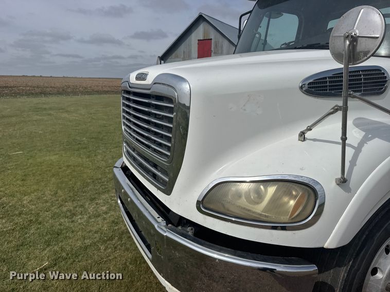image for item FB7309 2012 Freightliner M2 112 semi truck