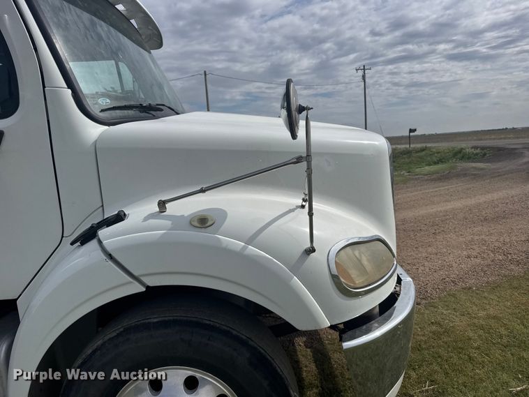image for item FB7309 2012 Freightliner M2 112 semi truck