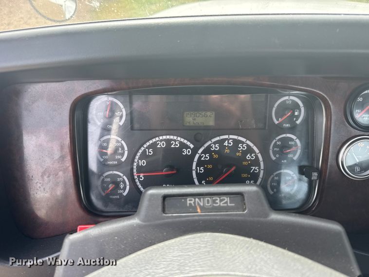 image for item FB7309 2012 Freightliner M2 112 semi truck