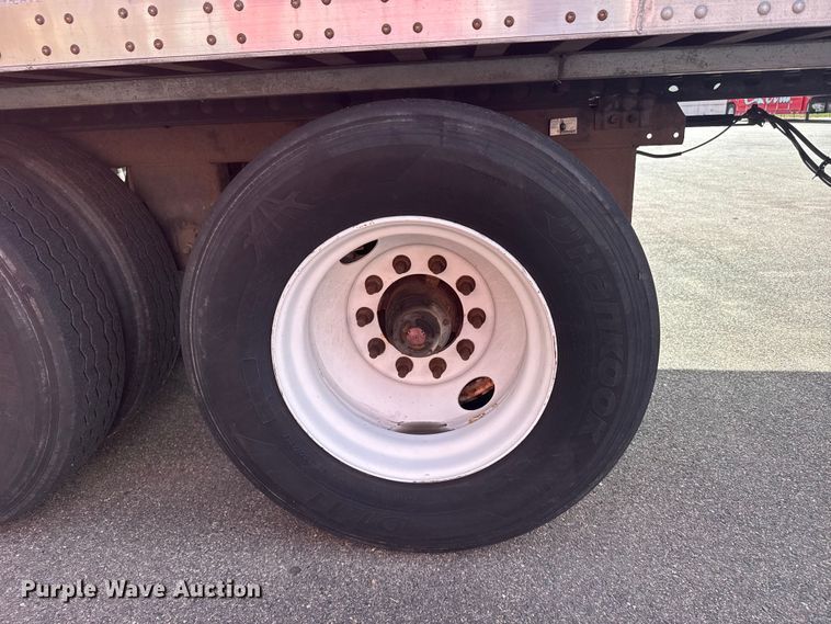 image for item FB7311 2004 Trailmobile delivery trailer