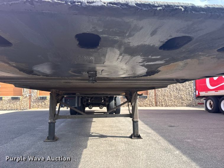 image for item FB7312 2004 Trailmobile delivery trailer