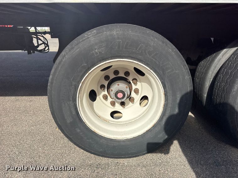 image for item FB7312 2004 Trailmobile delivery trailer