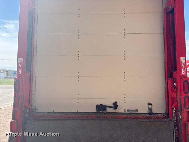 image for item FB7313 2004 Trailmobile delivery trailer