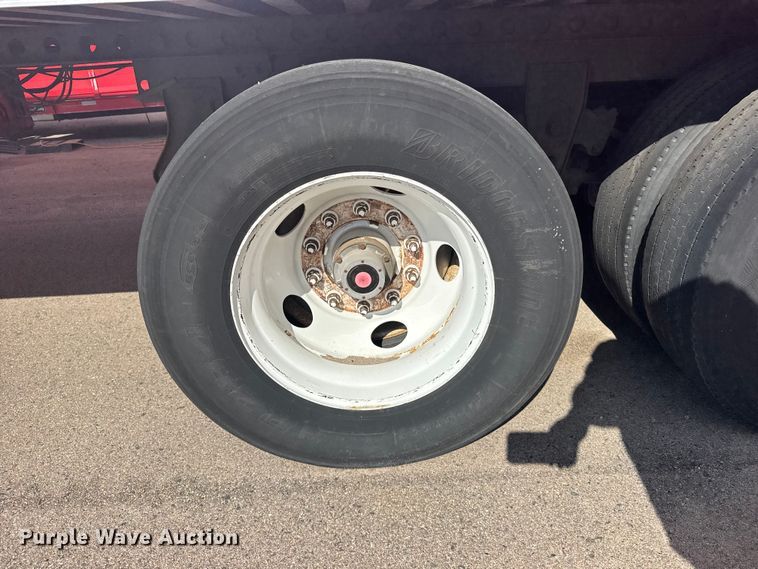 image for item FB7313 2004 Trailmobile delivery trailer
