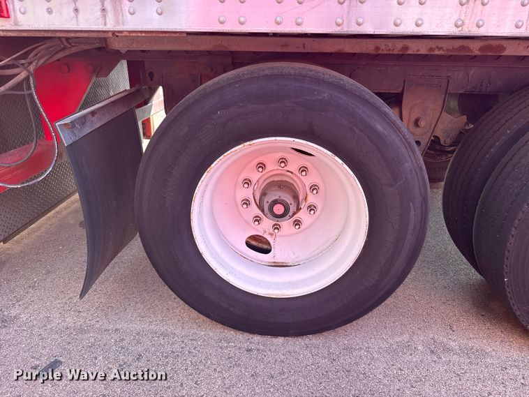 image for item FB7313 2004 Trailmobile delivery trailer