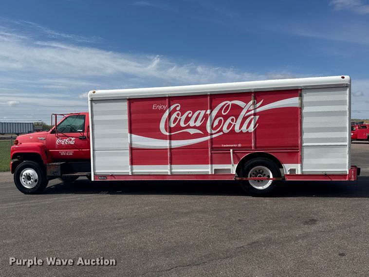 image for item FB7315 1994 GMC C6500 delivery truck