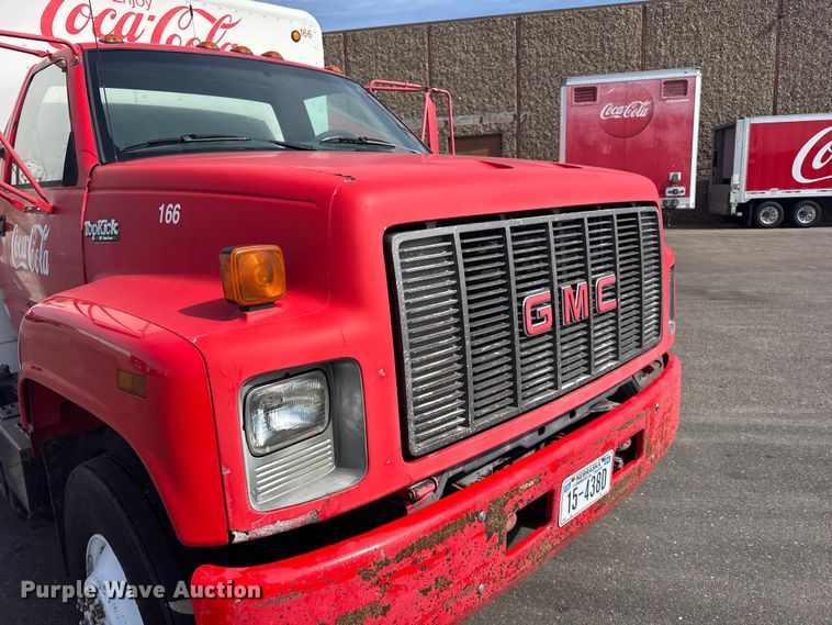image for item FB7315 1994 GMC C6500 delivery truck