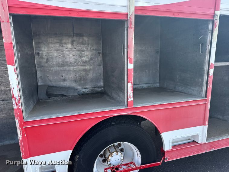 image for item FB7315 1994 GMC C6500 delivery truck