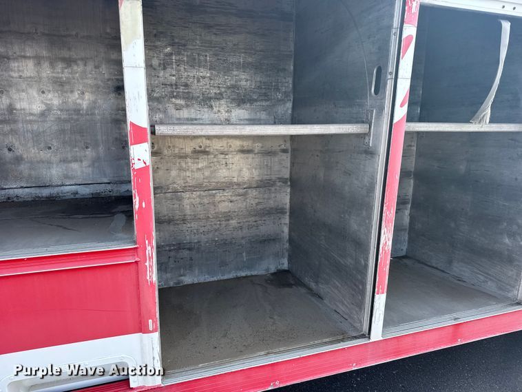 image for item FB7315 1994 GMC C6500 delivery truck