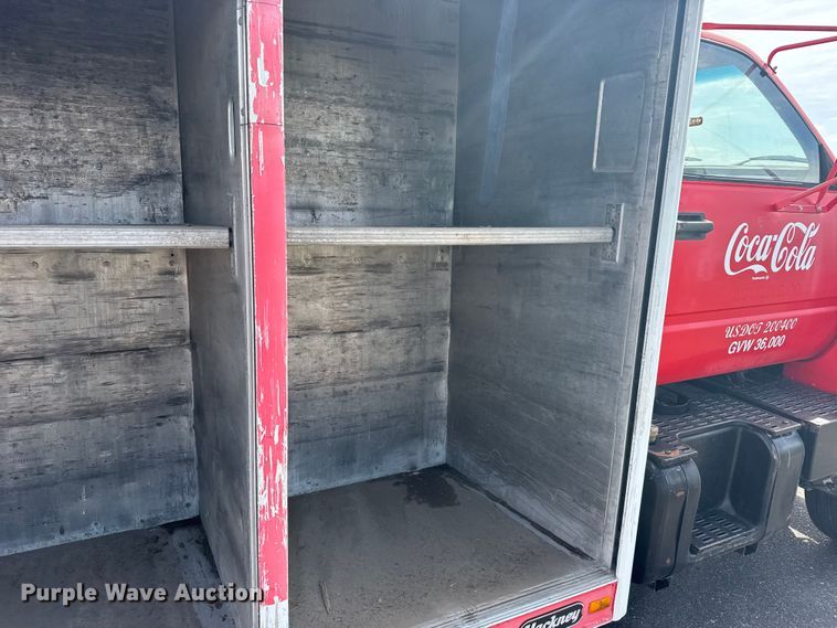 image for item FB7315 1994 GMC C6500 delivery truck