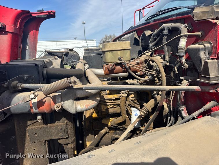 image for item FB7315 1994 GMC C6500 delivery truck