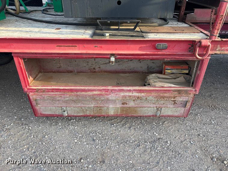 image for item FC2156 1999 GMC C7 flatbed truck