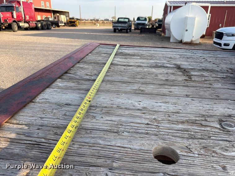 image for item FC2156 1999 GMC C7 flatbed truck