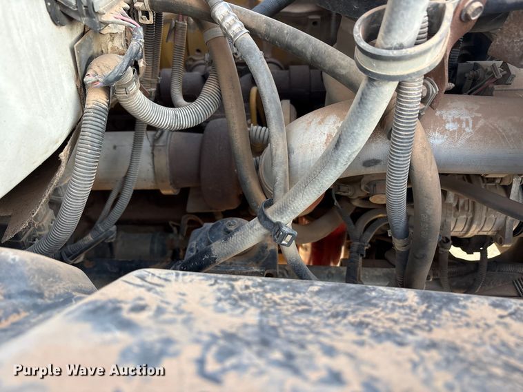 image for item FC2156 1999 GMC C7 flatbed truck