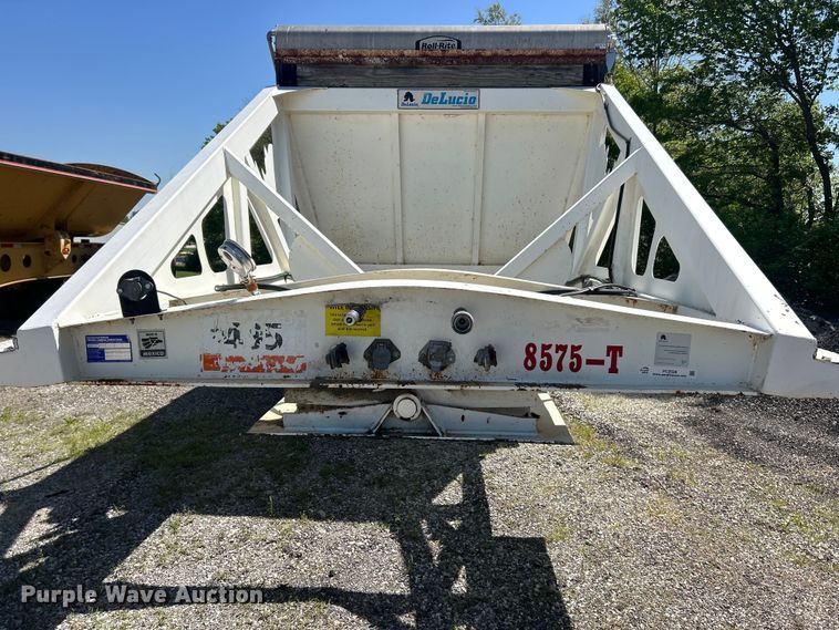 image for item FC2528 2014 DeLucio bottom dump trailer