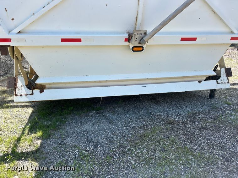 image for item FC2528 2014 DeLucio bottom dump trailer
