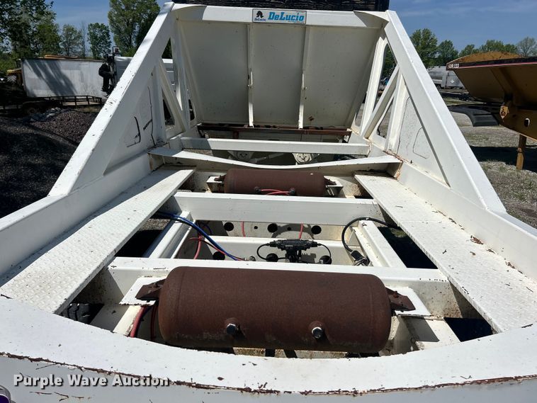 image for item FC2528 2014 DeLucio bottom dump trailer