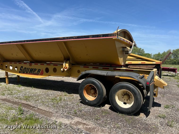 image for item FC2529 2000 SiDump'R 2000 side dump trailer