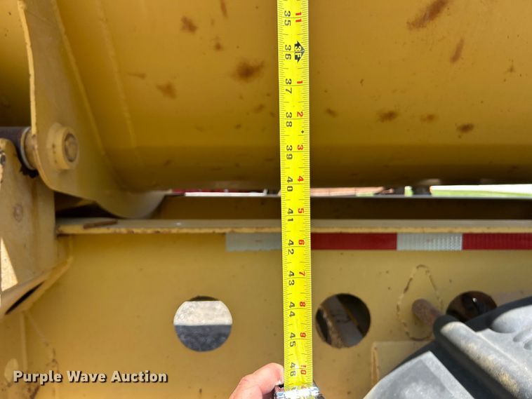 image for item FC2529 2000 SiDump'R 2000 side dump trailer