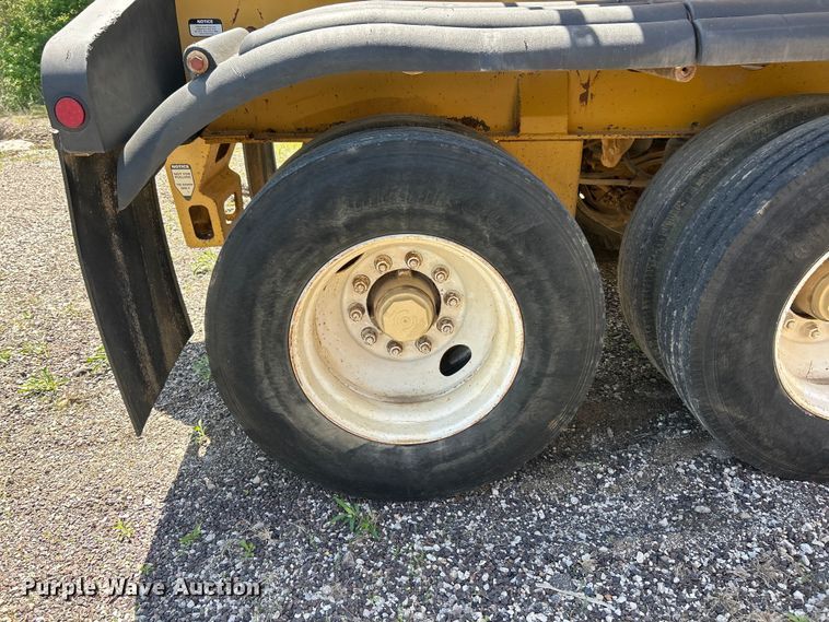 image for item FC2529 2000 SiDump'R 2000 side dump trailer