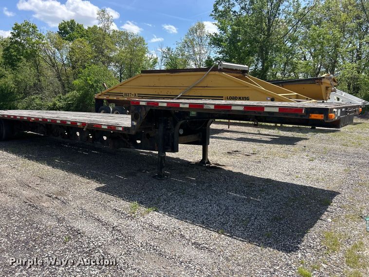 image for item FC2531 2002 Transcraft drop deck trailer