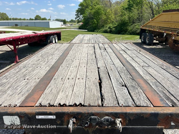 image for item FC2531 2002 Transcraft drop deck trailer