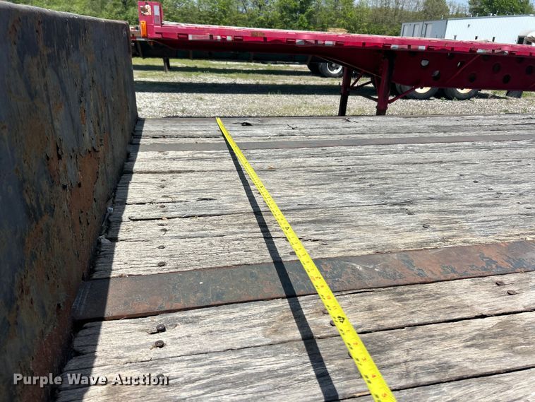 image for item FC2531 2002 Transcraft drop deck trailer