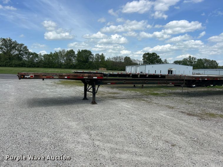 image for item FC2533 1988 Fontaine TP-3-4868SL extendable flatbed trailer